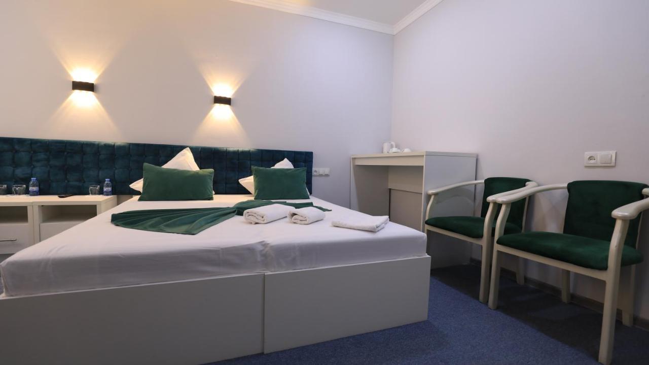 Sharq Hotel Urgench Ngoại thất bức ảnh