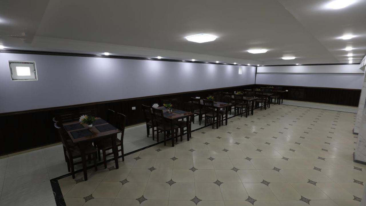 Sharq Hotel Urgench Ngoại thất bức ảnh